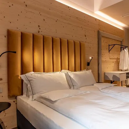 Calepina Alpine 4* Trento