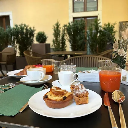 Calepina Alpine לינה וארוחת בוקר טרנטו